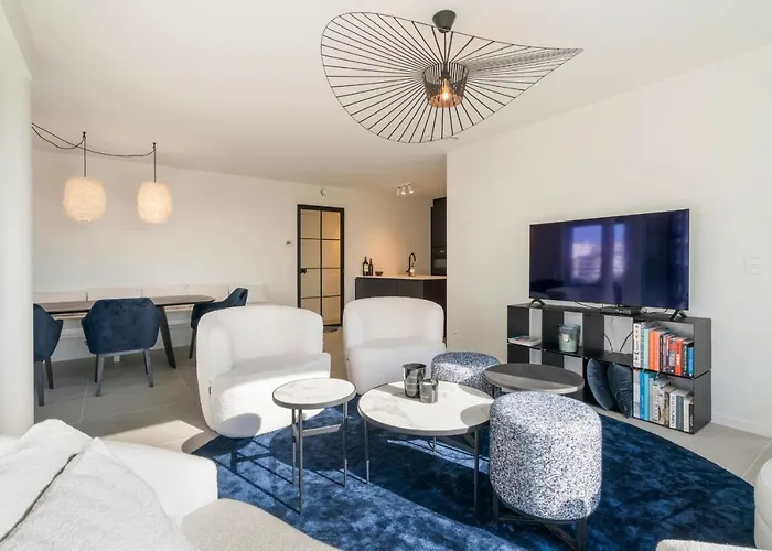 The Waves-luxurious 3bedroom App W Big Terrace & Garage * Oostende