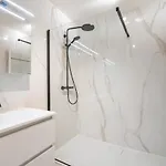 Apartment The Waves-luxurious 3bedroom App W Big Terrace & Garage